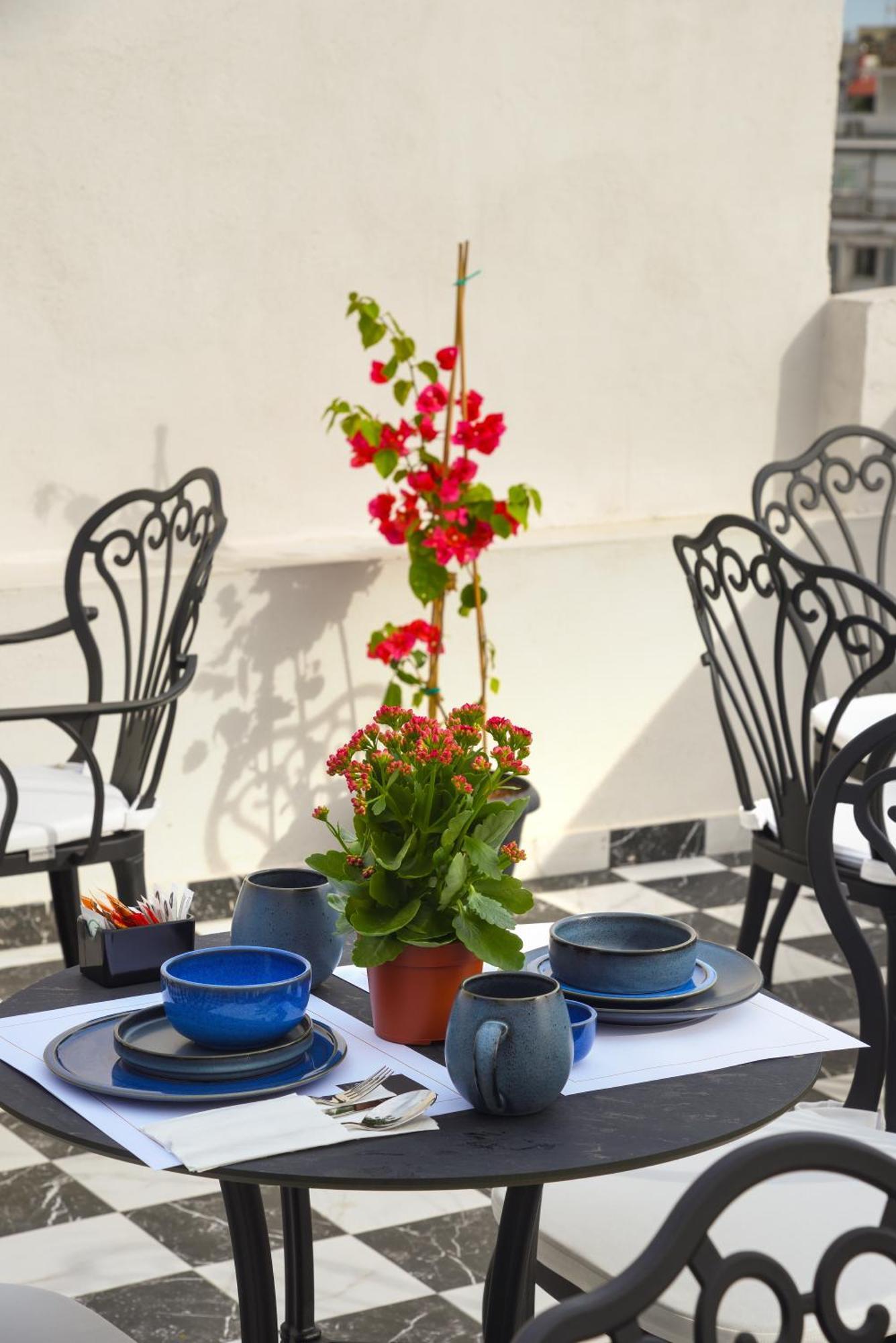 Oscar Olympic Hotel 3*